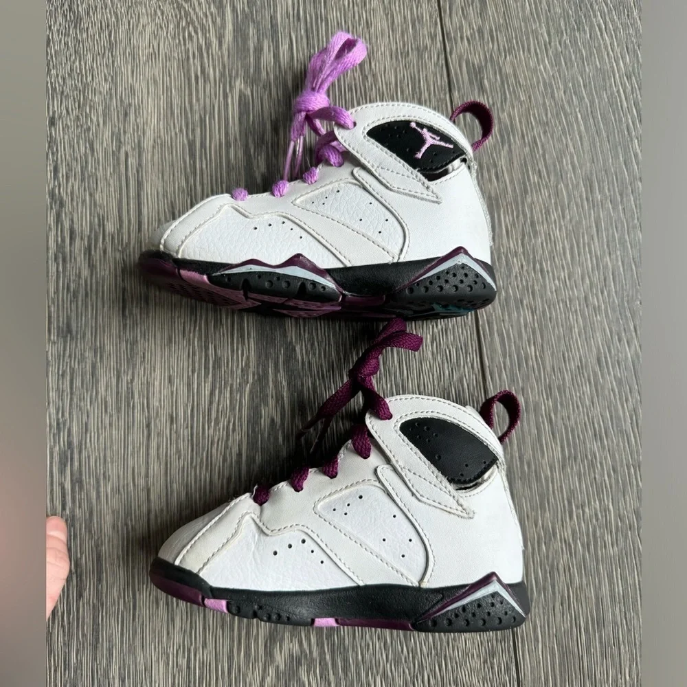 Jordan 7 Retro TD in Fuchsia Glow Size 6C